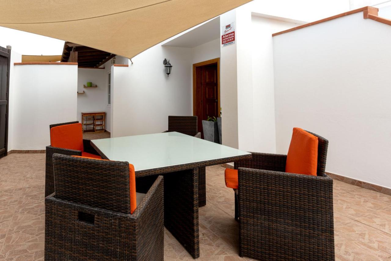 Villa Marina II Beachfront Corralejo By Holidays Home エクステリア 写真